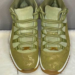 Air Jordan 11 Retro -  “Olive Lux” Size 9